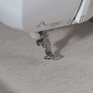 De praktische LED-point borduurvoet van de Brother Innovi's nv2700
