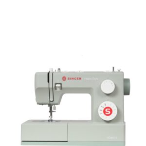 overzicht en of voorkant van de Singer Heavy Duty 4511 naaimachine