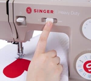 Sneldheidsregelaar Singer HD4523 Naaimachine