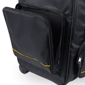 Babylock Trolley Klein 4 Vervoer je lockmachine veilig met de Babylock Trolley Klein. Lichtgewicht rolkoffer met wielen en opbergvakken. Bestel bij Eltink Naaimachines.