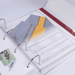 Ontdek meer creatieve steken met het Babylock Primo Compendium BL-6000-17. Praktisch inlegpakket met uitleg, instellingen en inspiratie voor je Primo.